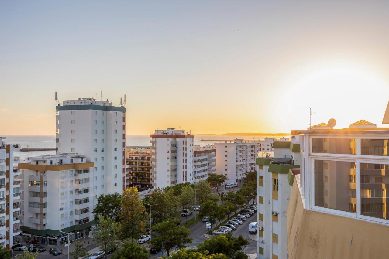 Seaview Penthouse In Algarve With Spacious Terrace Quarteira Zewnętrze zdjęcie